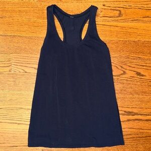 Lululemon tank top - brand new - size 2 - navy